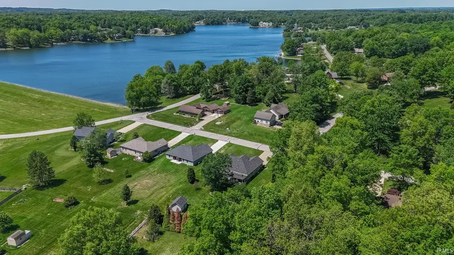 422 E Tinsel Circle, Santa Claus, IN 47579 - #3