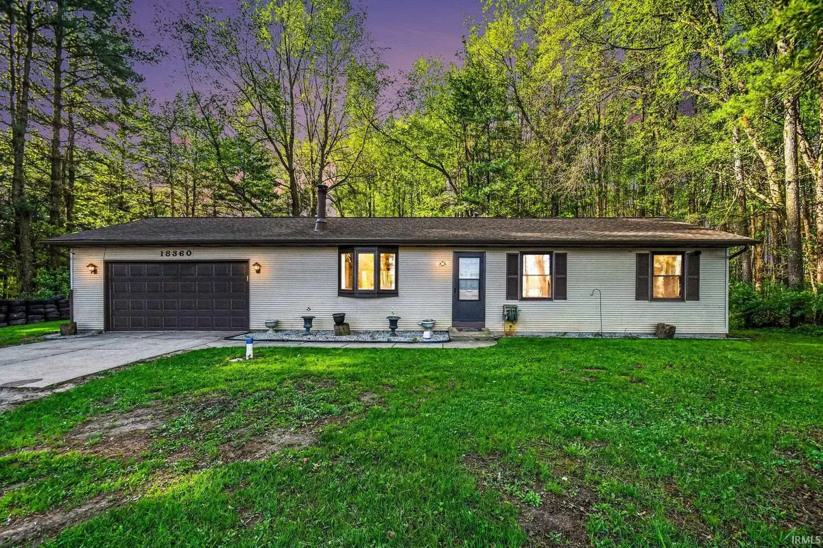 18360 Roosevelt Road, South Bend, IN 46614 - #1