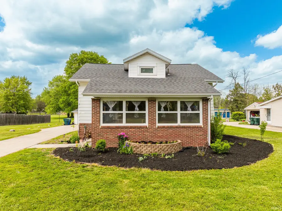 412 E Streeter Avenue, Muncie, IN 47303 - #2