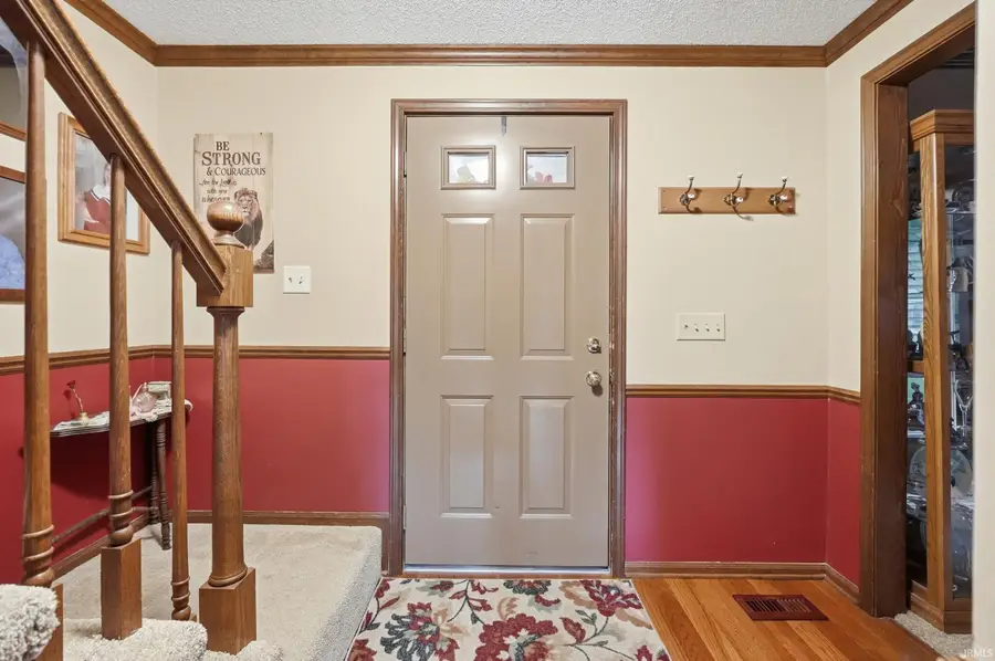 6821 Thamesford Drive, Fort Wayne, IN 46835 - #3