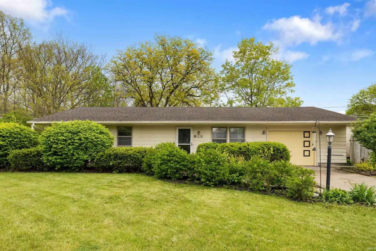 5228 Camelot Drive, Fort Wayne, IN 46815 - #1