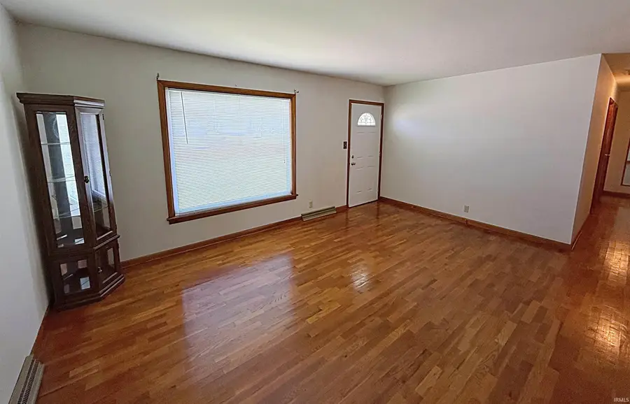 1303 NE 4th Street, Washington, IN 47501 - #2