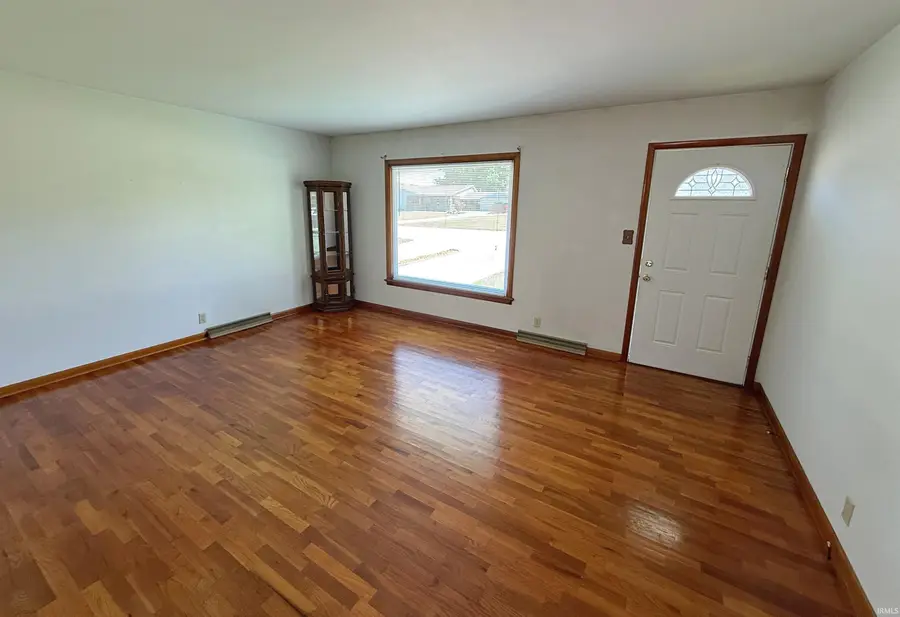 1303 NE 4th Street, Washington, IN 47501 - #3