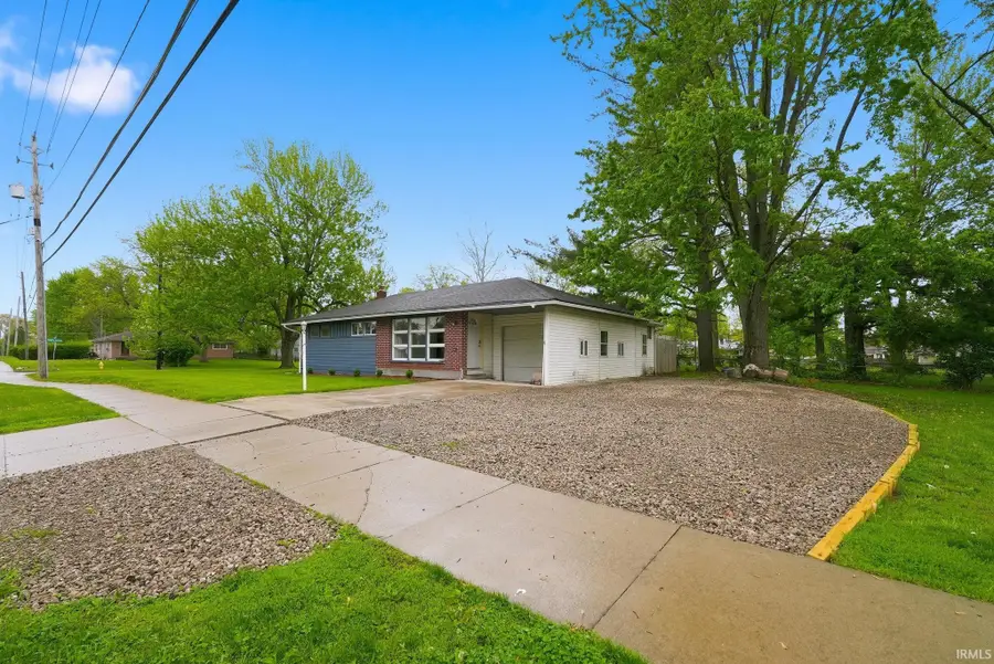2720 Mckinnie Avenue, Fort Wayne, IN 46806 - #3