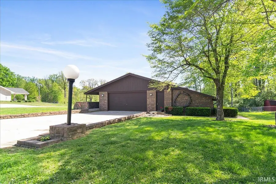802 Wilson Avenue, Princeton, IN 47670 - #2