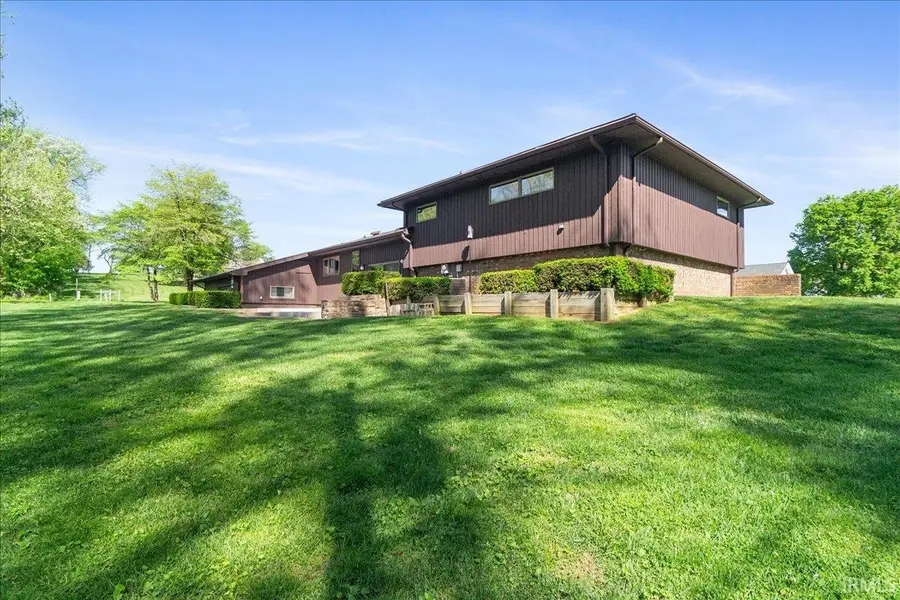 802 Wilson Avenue, Princeton, IN 47670 - #3