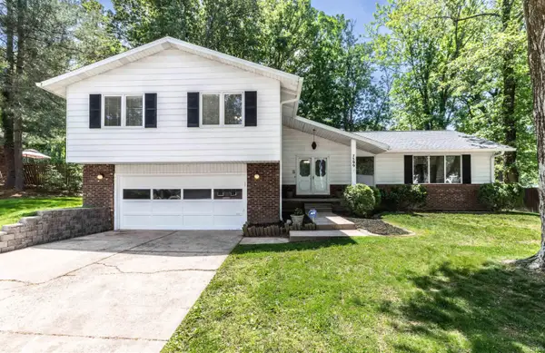 7599 Meadow Lane, Newburgh, IN 47630