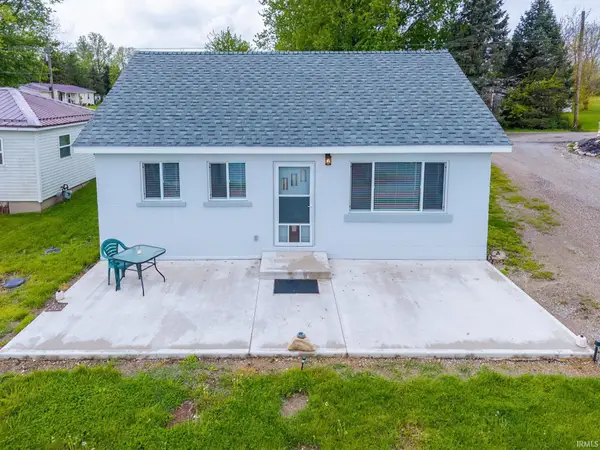8727 S South Hill Drive, Silver Lake, IN 46982