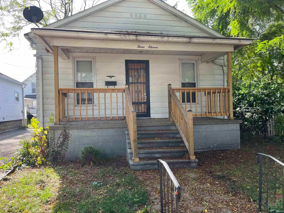 311 W Washington Street, Elkhart, IN 46516 - #1