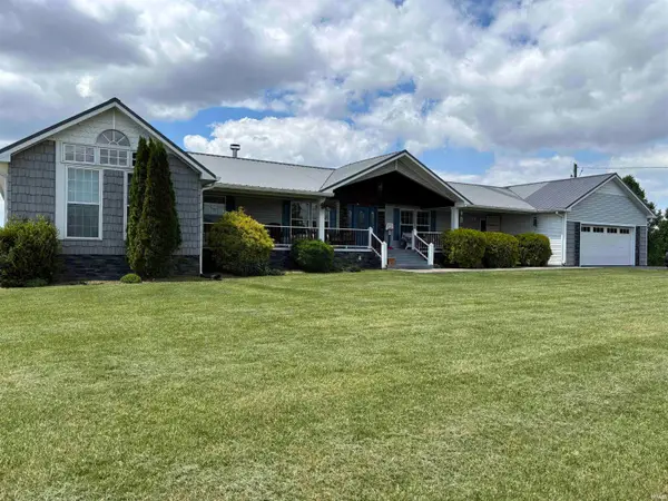 2361 S South Boston Pekin Road, Salem, IN 47167