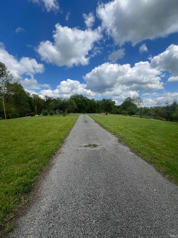 6977 E State Road 46 Road, Bloomington, IN 47408
