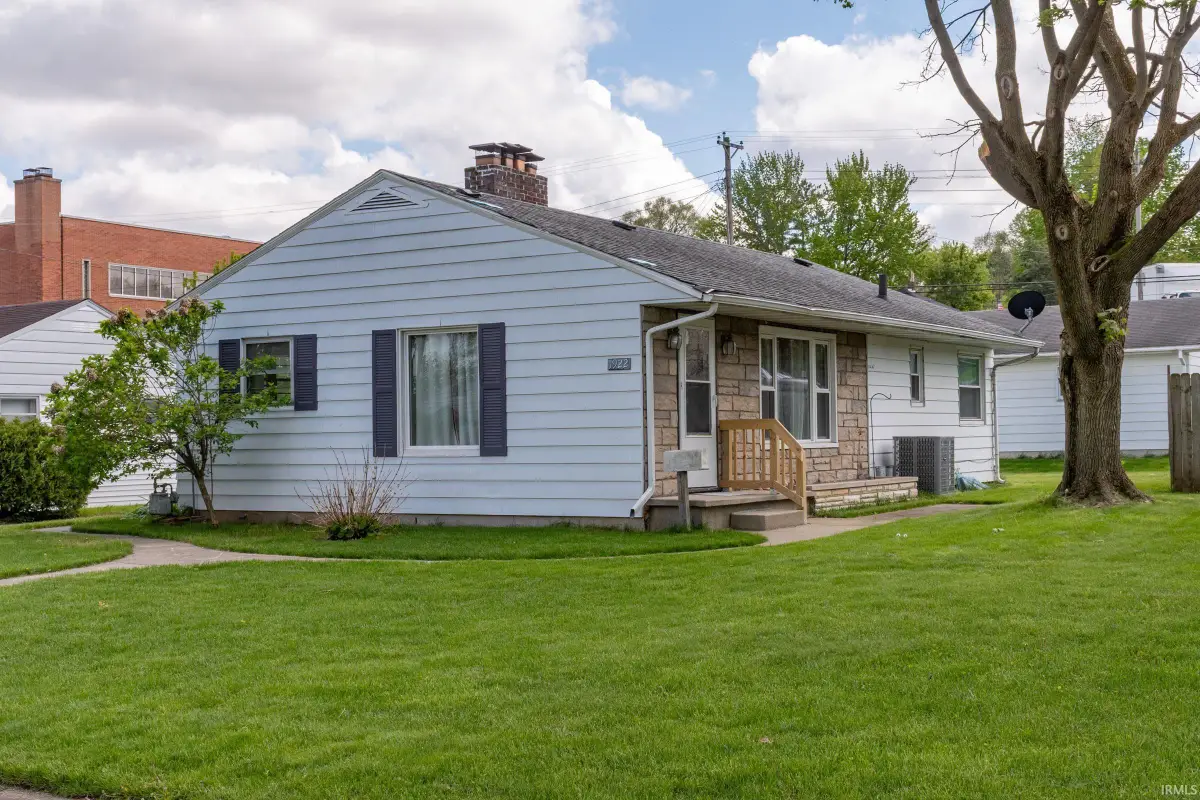1922 E Fox Street, South Bend, IN 46613 - #1