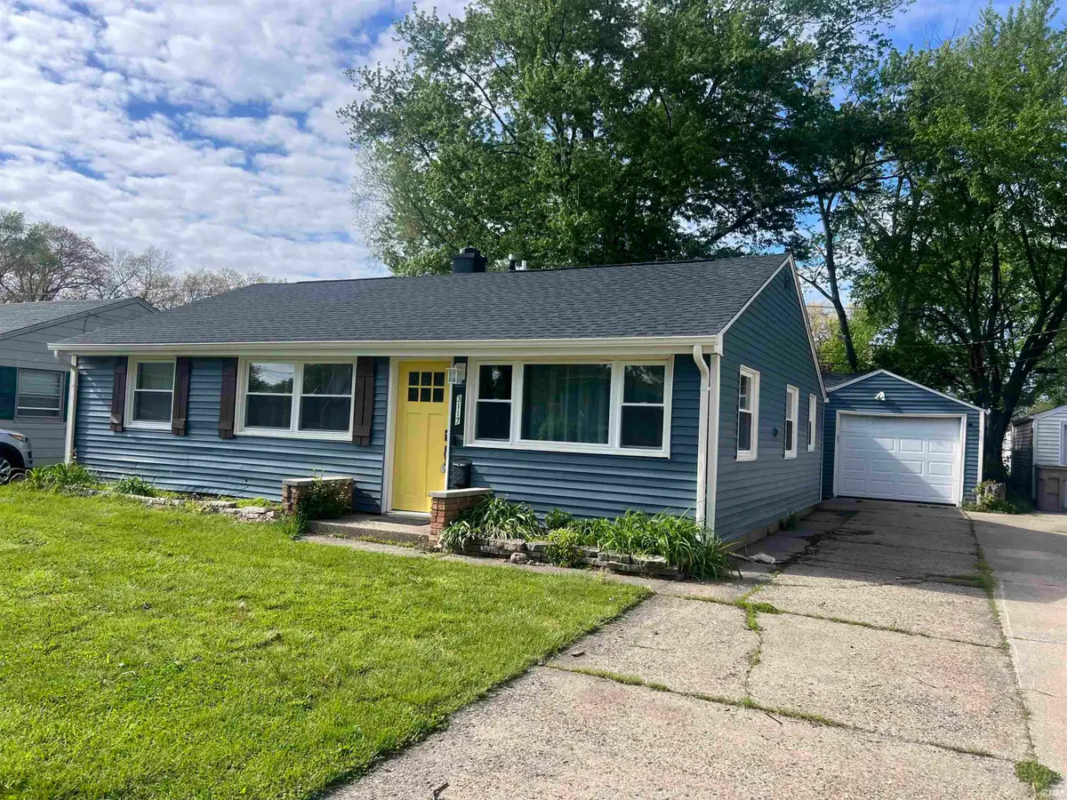3117 Sunnymede Avenue, South Bend, IN 46615 - #1