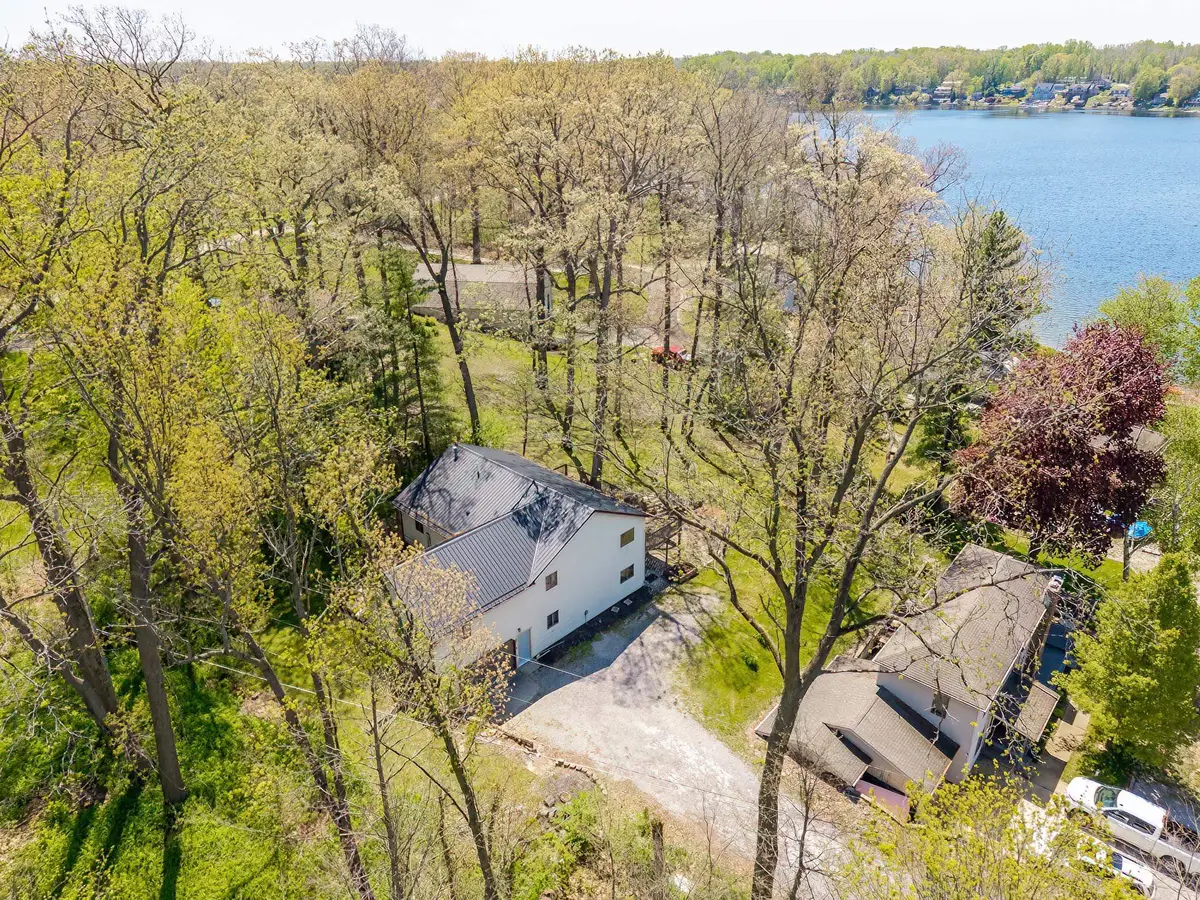 5765 S 980 E Road, Wolcottville, IN 46795 - #1