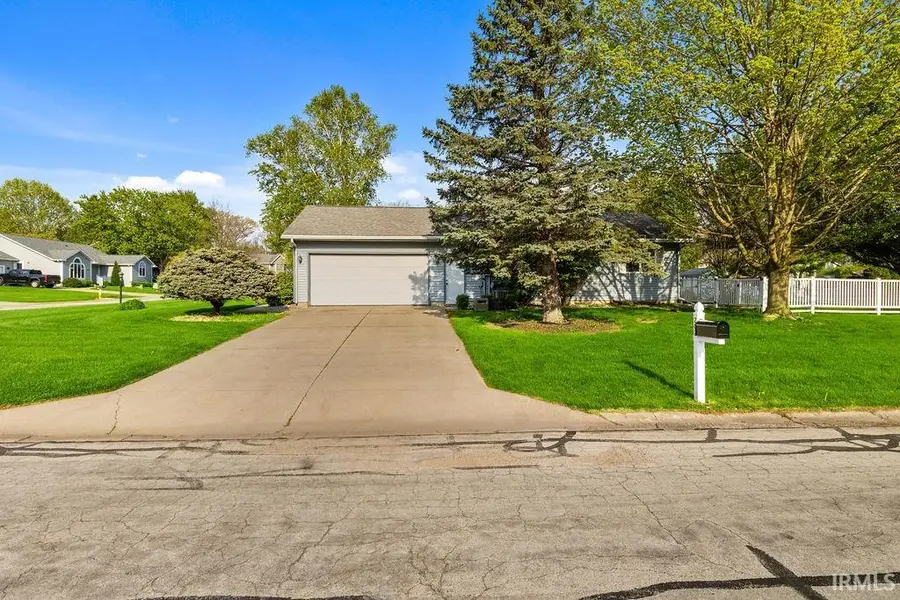 202 Sandpoint Drive, Warsaw, IN 46582 - #3