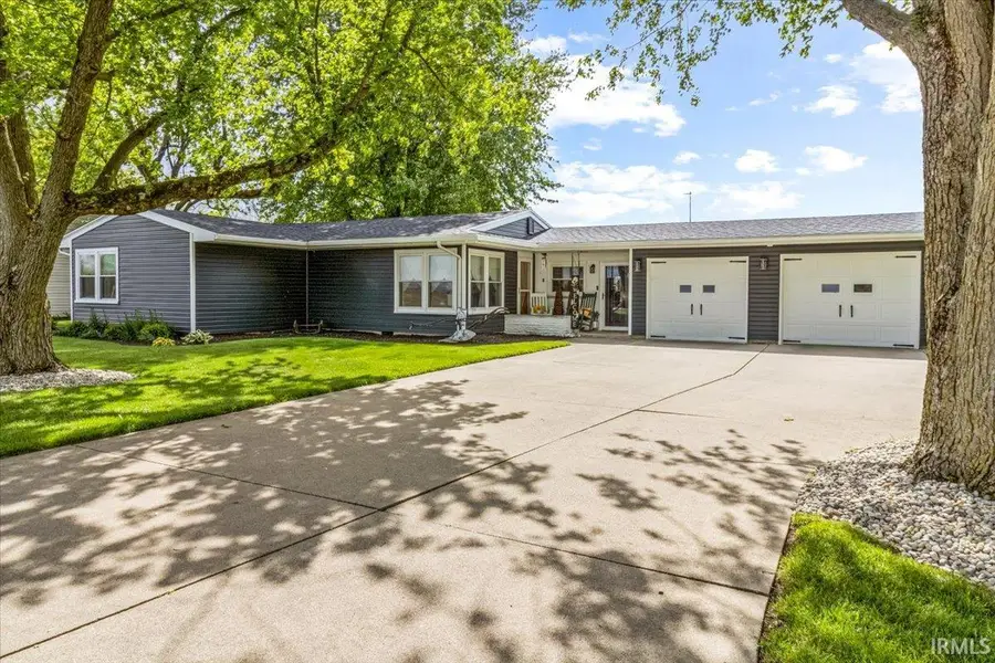 404 S Evans Street, Saratoga, IN 47382 - #3