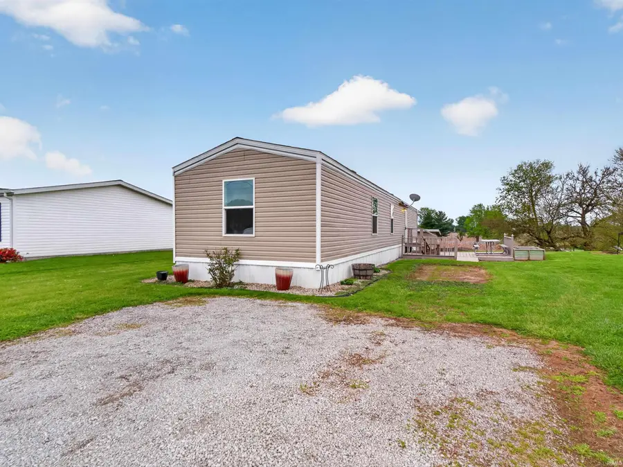 11 Ems D21 Lane, Syracuse, IN 46567 - #2