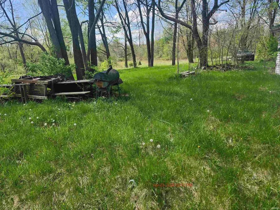 5784 S Woodland Lane, Warsaw, IN 46580 - #2