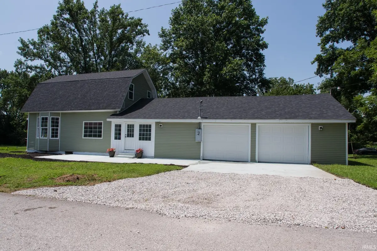 504 W 6th Street, Bicknell, IN 47512 - #1