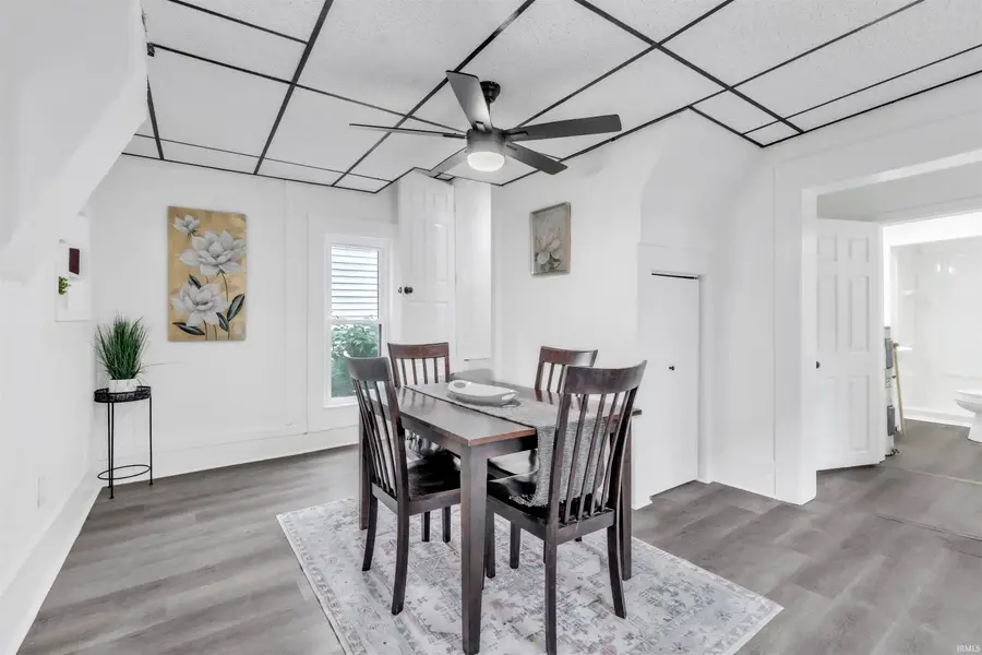 909 W Market Street, Bluffton, IN 46714 - #3