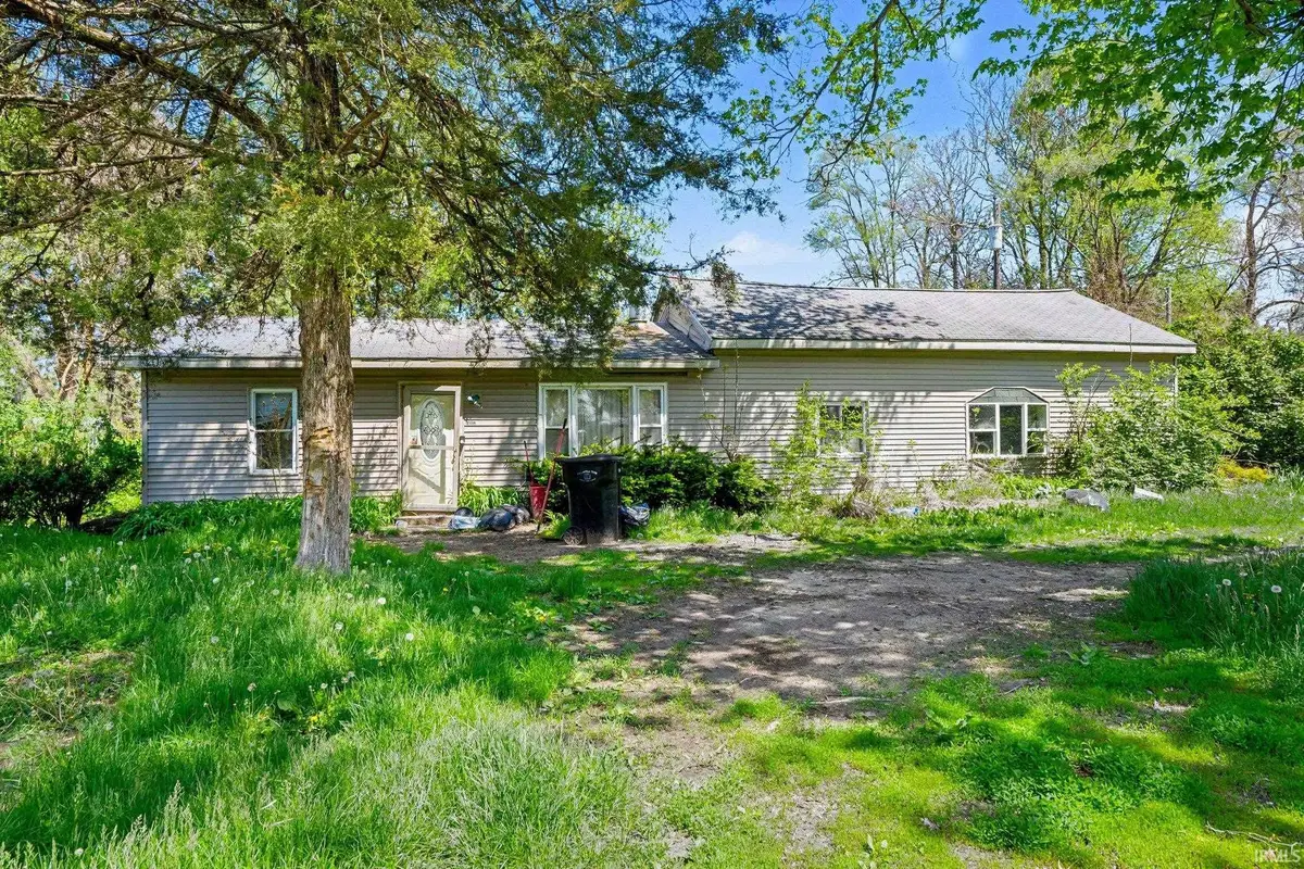 10841 Toledo Avenue, Osceola, IN 46561 - #1