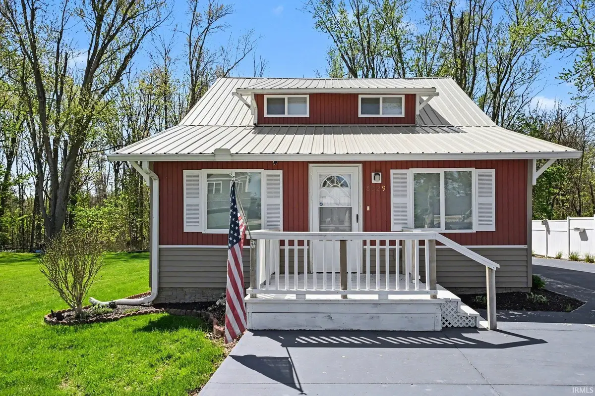 8629 E Hatchery Road, Syracuse, IN 46567 - #1