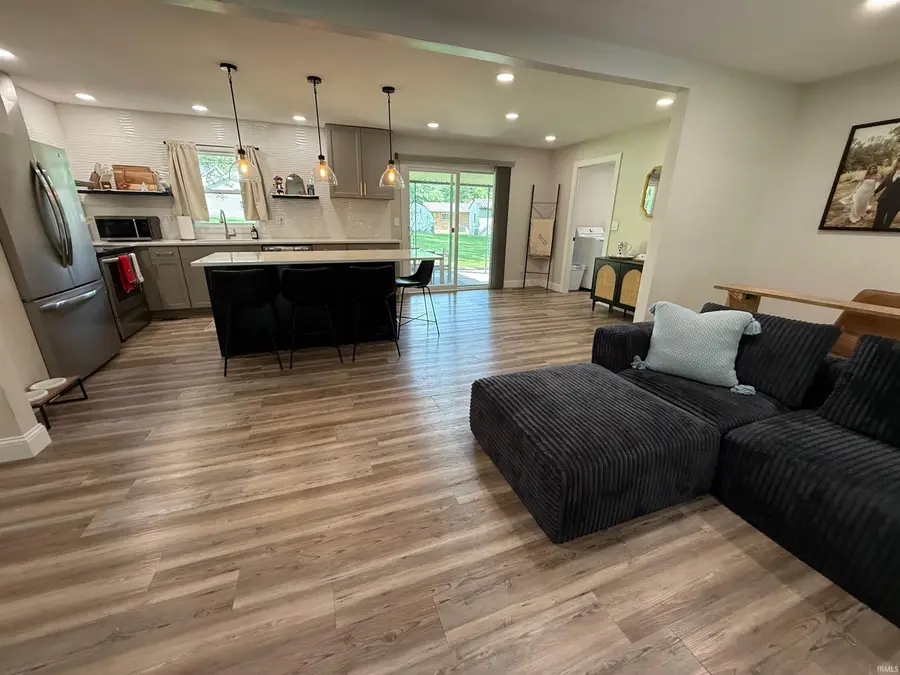 302 North Street, Petersburg, IN 47567 - #2
