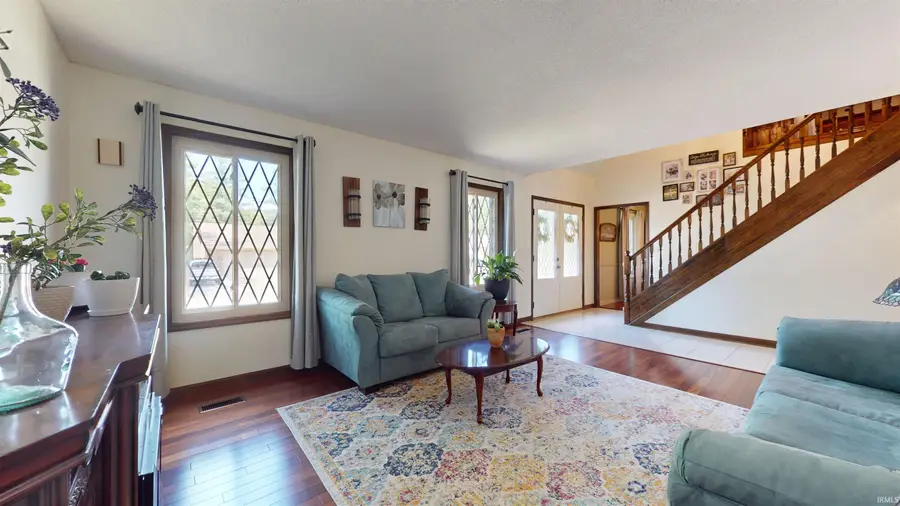 7277 Nottingham Drive, Newburgh, IN 47630 - #3