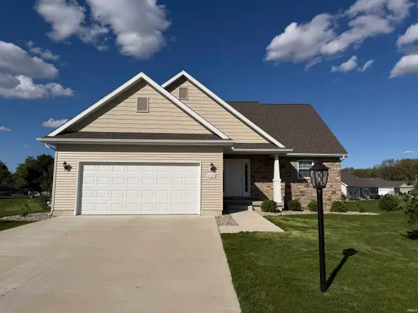 1125 Chestnut Circle, Plymouth, IN 46563