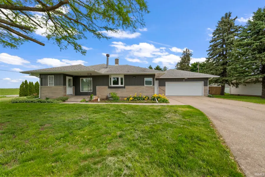 101 E Maple Street, Fowler, IN 47944 - #2
