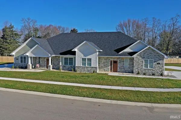 313 Blue River Drive, Knightstown, IN 46148