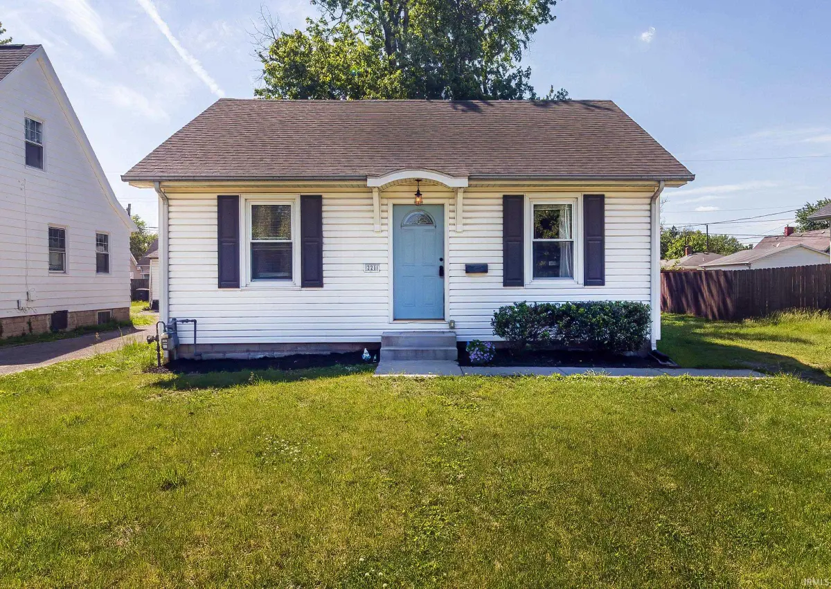 221 Vann Avenue, Evansville, IN 47714 - #1