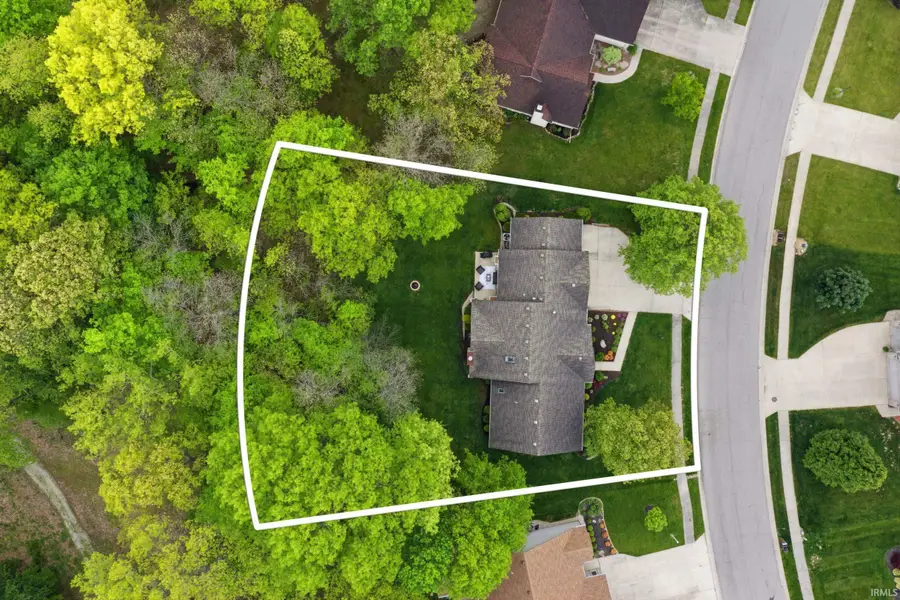 48 Clubview Drive, Hartford City, IN 47348 - #2