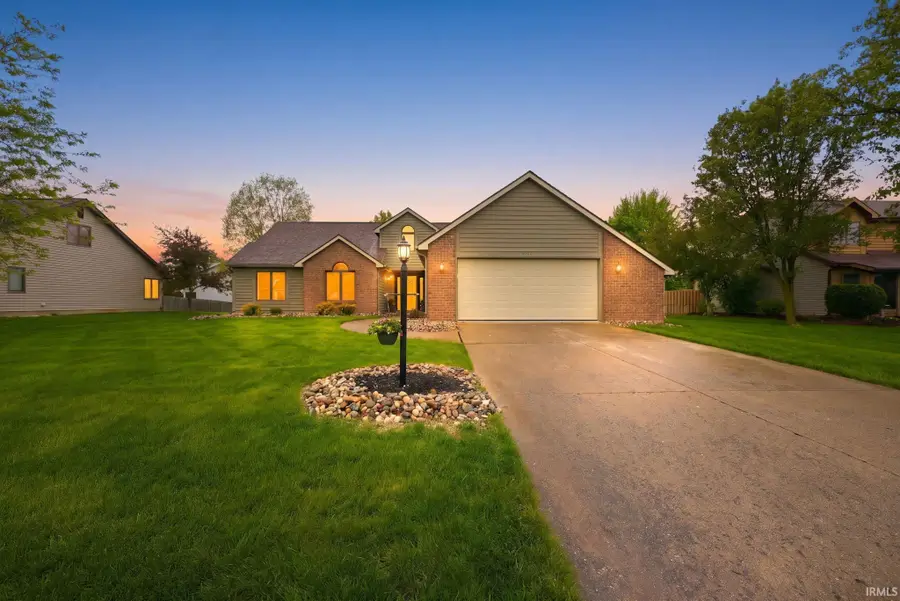 9220 White Shell Drive, Fort Wayne, IN 46804 - #2