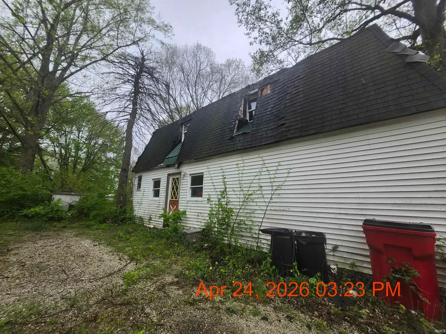 302 E Apple Street, Argos, IN 46501 - #2