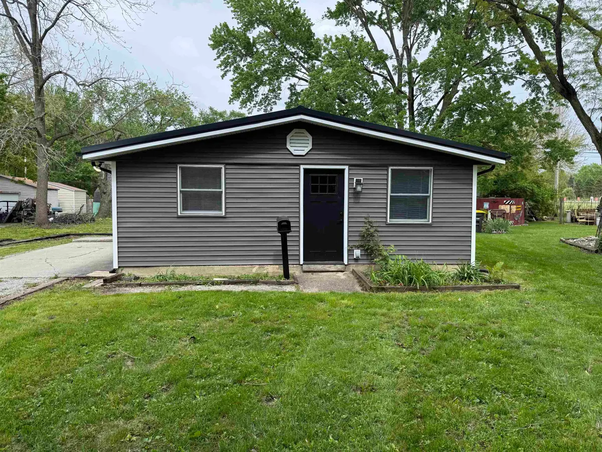 5709 Remington Drive, Fort Wayne, IN 46809 - #1