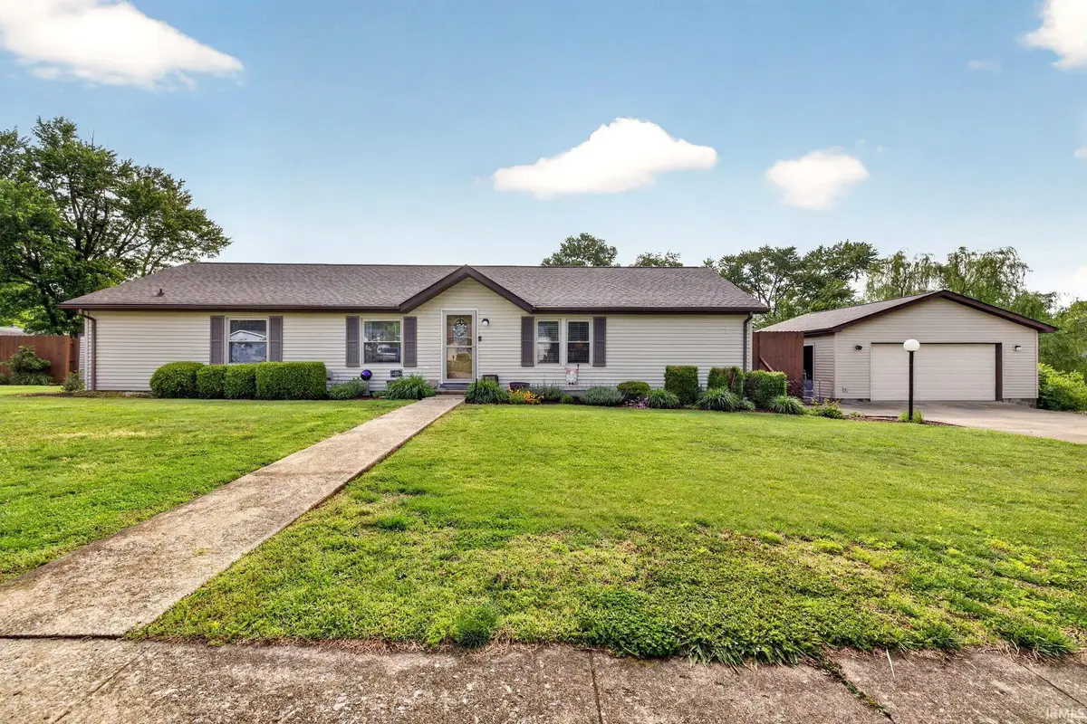 2901 S Market Place, Bloomington, IN 47403 - #1