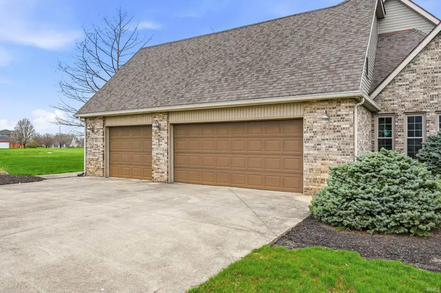 92 W Golfbrook Drive, Portland, IN 47371 - #3