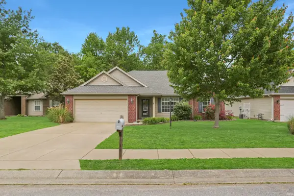 8106 Cedar Point Drive, Newburgh, IN 47630