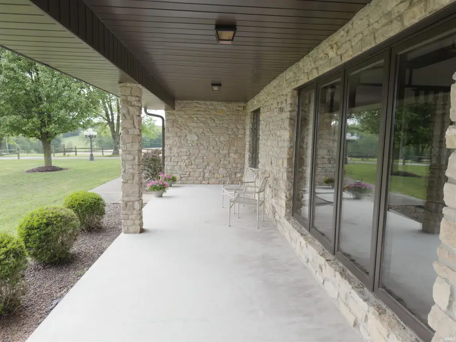 1300 Old Farm Road, Bedford, IN 47421 - #3