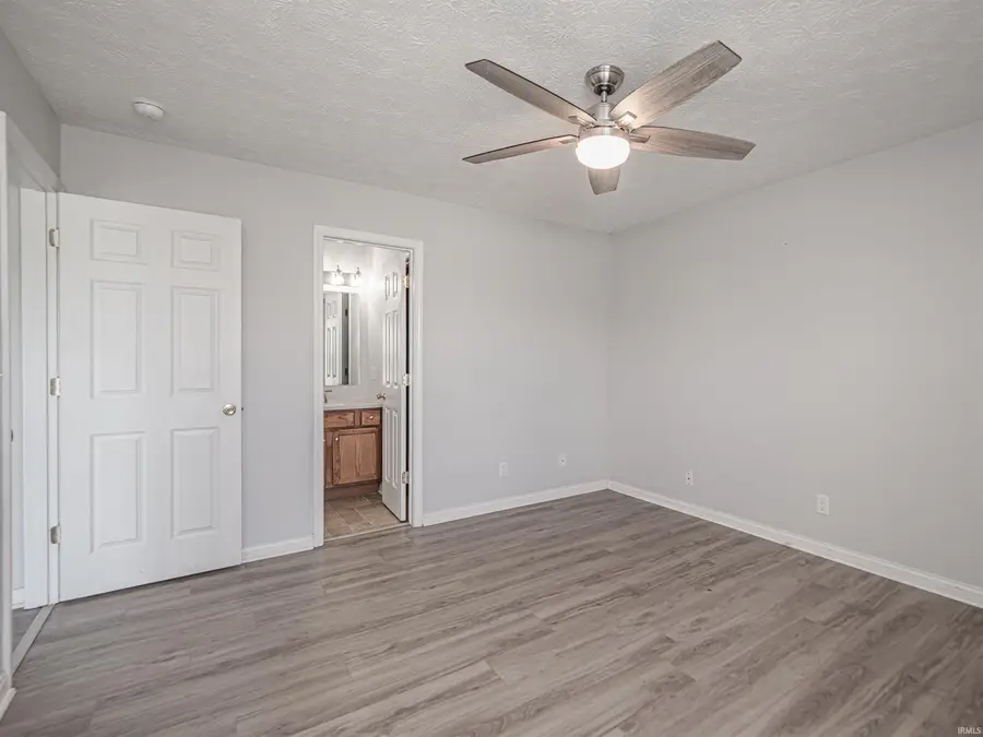 9901 Chatteris Road, Evansville, IN 47725 - #2