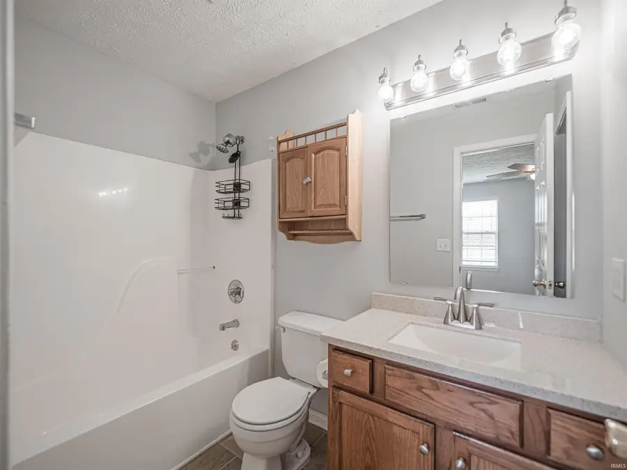 9901 Chatteris Road, Evansville, IN 47725 - #3