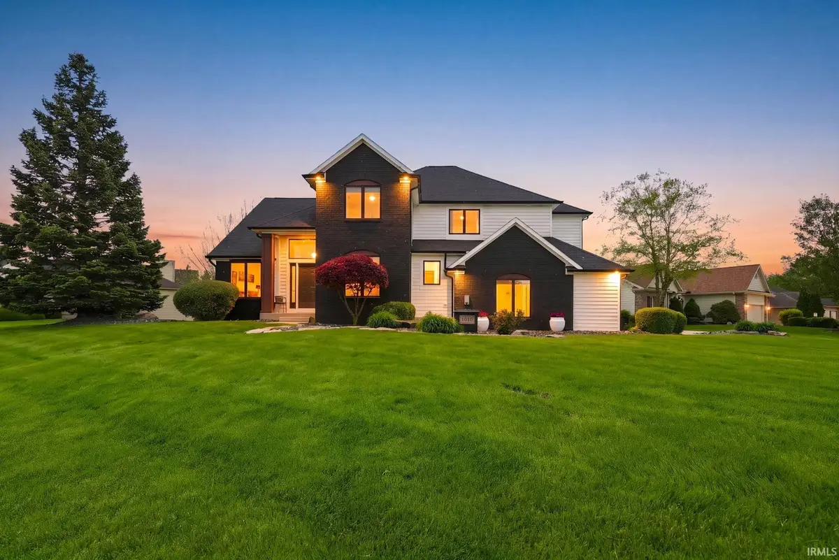 1010 Woodland Crossing, Fort Wayne, IN 46825 - #1