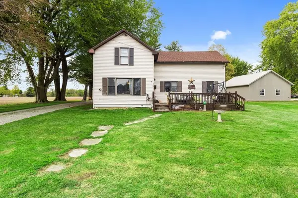 320 W Walnut Street, Akron, IN 46910