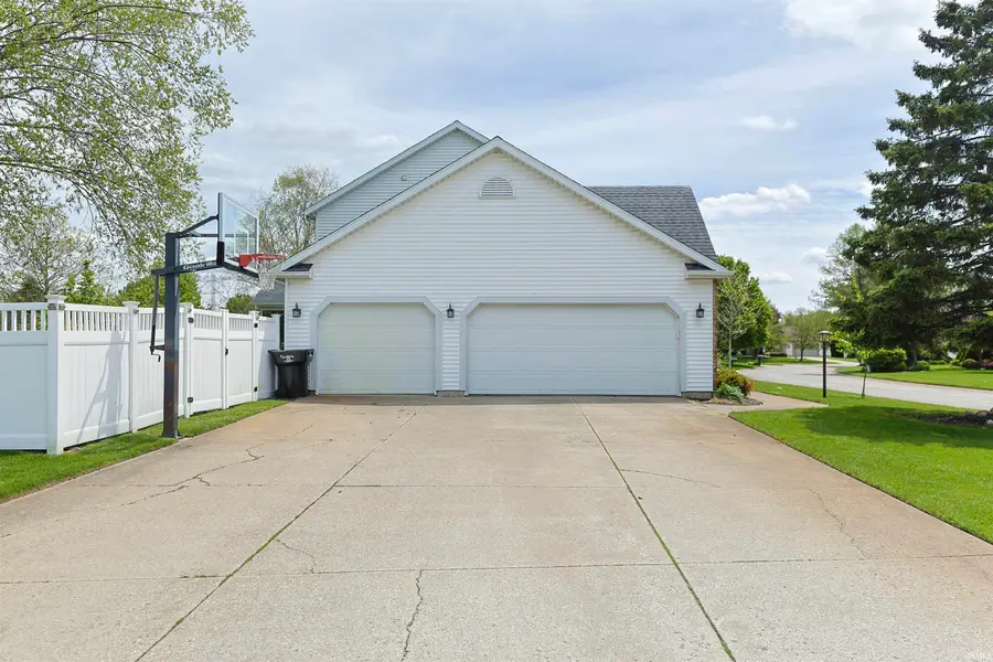 14223 Worthington Drive, Granger, IN 46530 - #2
