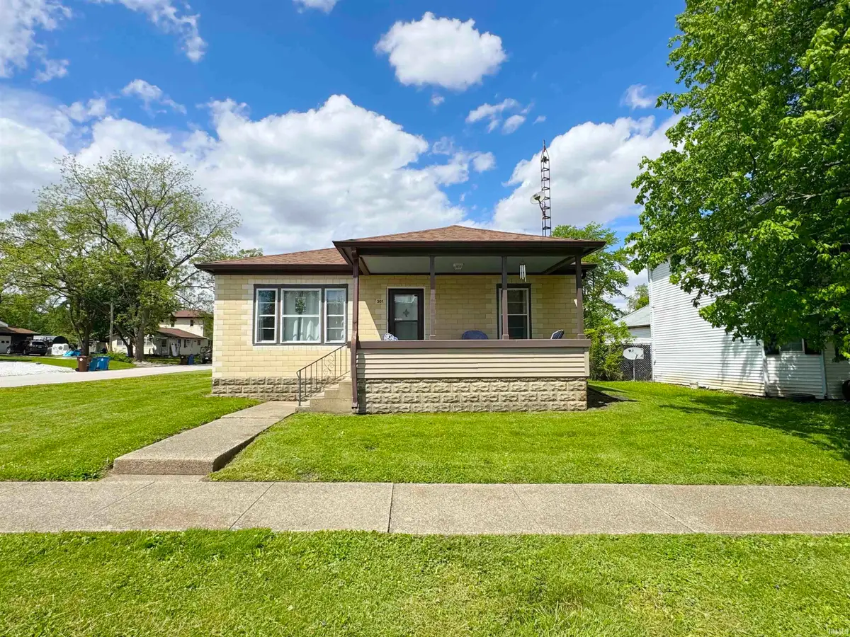 301 E Smith Street, Oxford, IN 47971 - #1