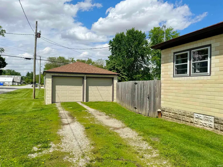 301 E Smith Street, Oxford, IN 47971 - #2
