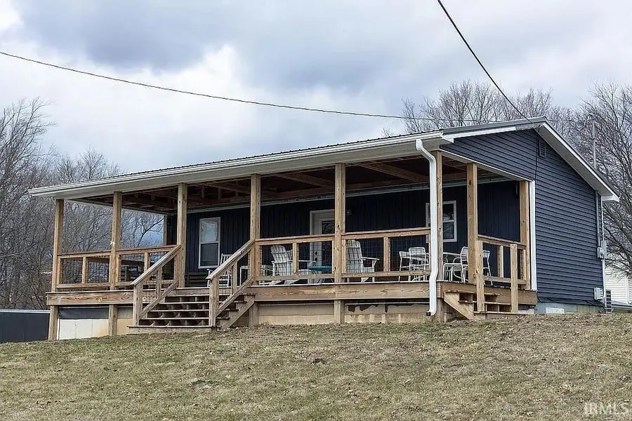 404 N Indiana Street, Pierceton, IN 46562 - #2