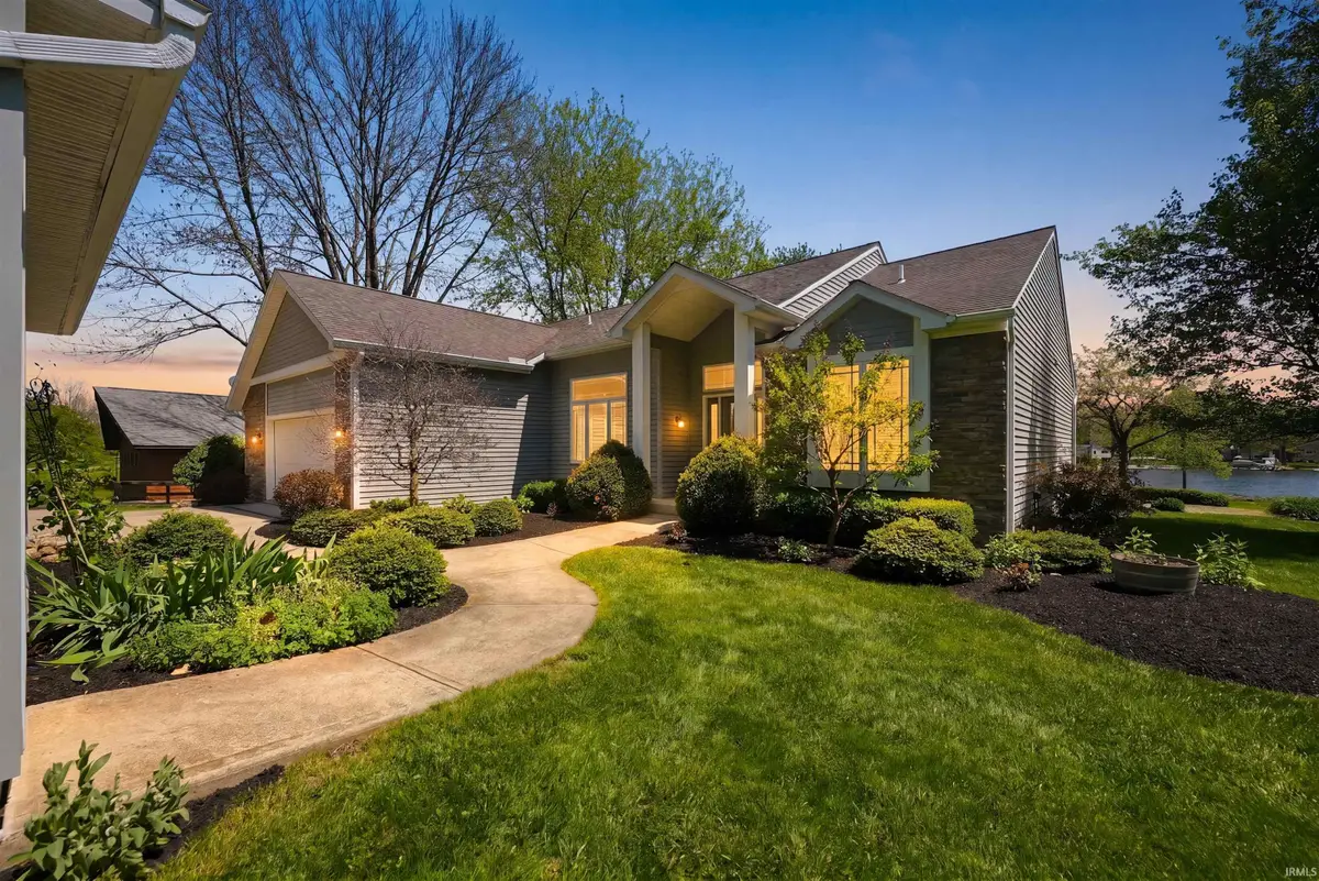 8050 N Brown Road, Columbia City, IN 46725 - #1