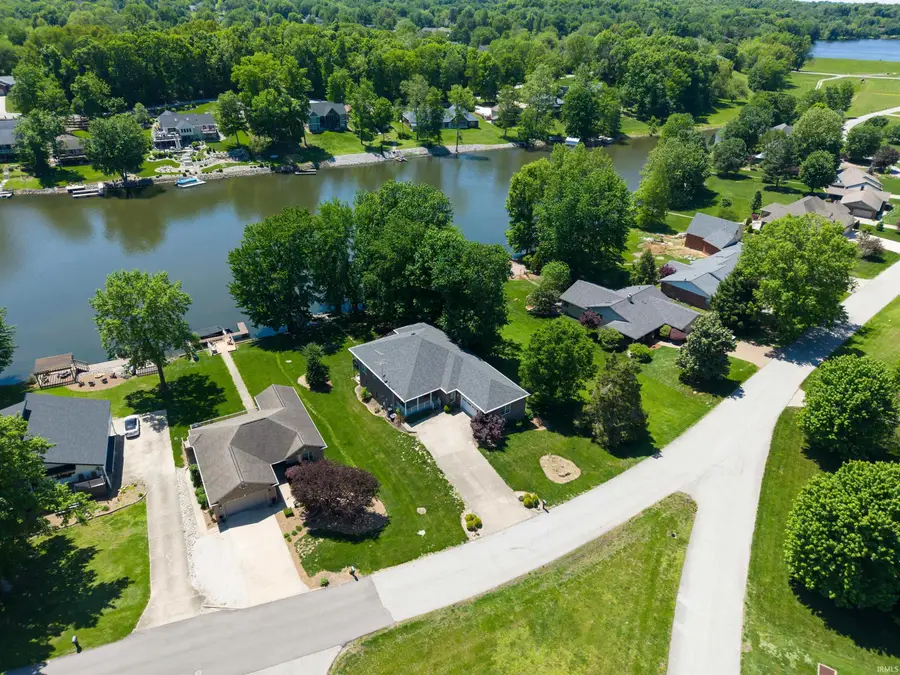 455 W Evergreen Plaza, Santa Claus, IN 47579 - #2